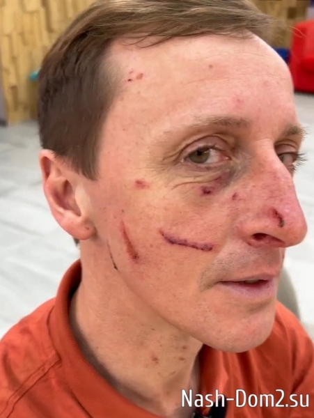 Вероника Гракович набросилась с кулаками на своего мужа Вероника Гракович набросилась с кулаками на своего мужа