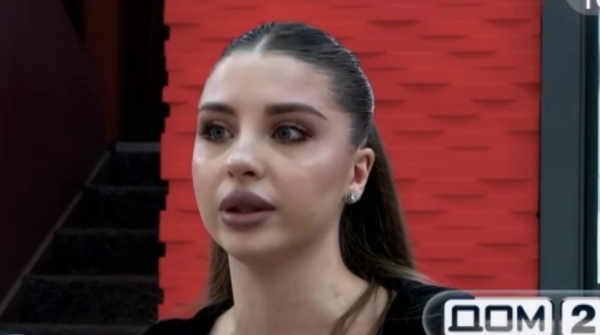 Катя Квашникова объяснила, почему не улетает в Таиланд Катя Квашникова объяснила, почему не улетает в Таиланд