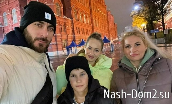 Дмитрий Лысковец хочет забрать с Дома-2 сына и «Альбатроса» Дмитрий Лысковец хочет забрать с Дома-2 сына и «Альбатроса»