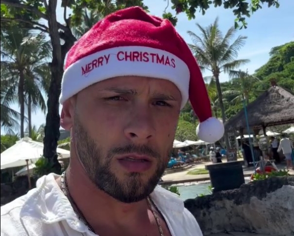 Максим Евстропов перед разводом с Анной Самониной хочет заключить брачный договор Максим Евстропов перед разводом с Анной Самониной хочет заключить брачный договор