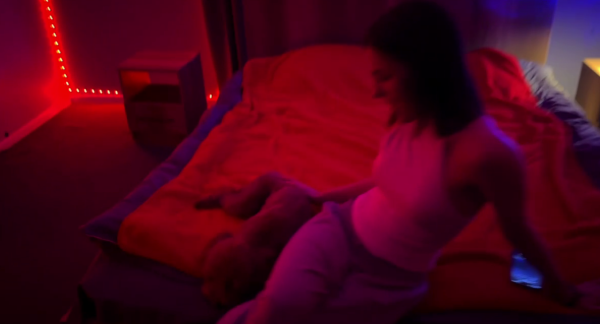 Ксения Карпова показала любовное гнездышко с Альбертом Граковичем Ксения Карпова показала любовное гнездышко с Альбертом Граковичем