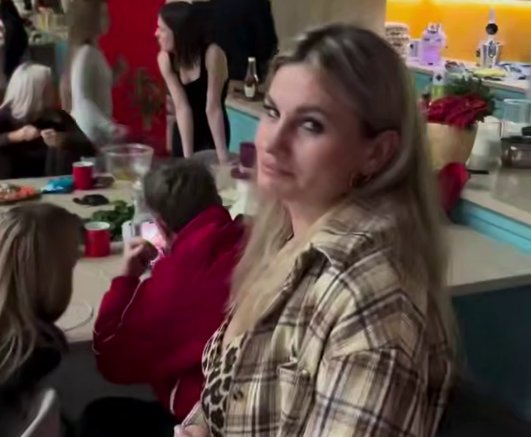 Вероника Гракович прогнала Гавришова и вернула в комнату мужа Альберта Вероника Гракович прогнала Гавришова и вернула в комнату мужа Альберта