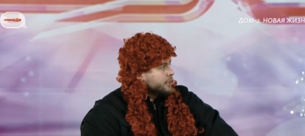 Амин Соколовский ухаживает за Элиной Рахимовой ради выгоды? Амин Соколовский ухаживает за Элиной Рахимовой ради выгоды?