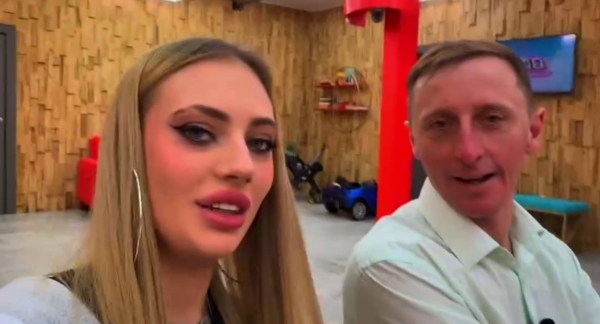 Вероника Гракович поехала в Беларусь подавать на развод Вероника Гракович поехала в Беларусь подавать на развод