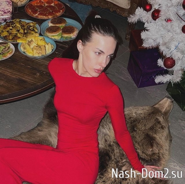 Мама Коломеец обвиняет Тепловодскую в заговоре против её дочери Мама Коломеец обвиняет Тепловодскую в заговоре против её дочери