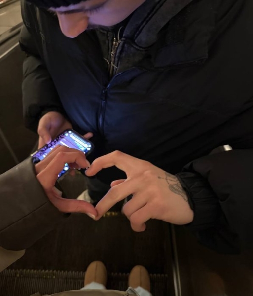 Никита Гуранда выбрал новую девушку Дарью, а не друзей с Поляны Никита Гуранда выбрал новую девушку Дарью, а не друзей с Поляны