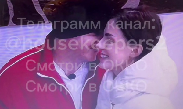 Яббаров боится потерять голову, целуя Милану Коломеец Яббаров боится потерять голову, целуя Милану Коломеец