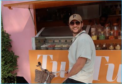 Давид Манукян с женой Мари Краймбрери проводят отпуск на Мальдивах Давид Манукян с женой Мари Краймбрери проводят отпуск на Мальдивах