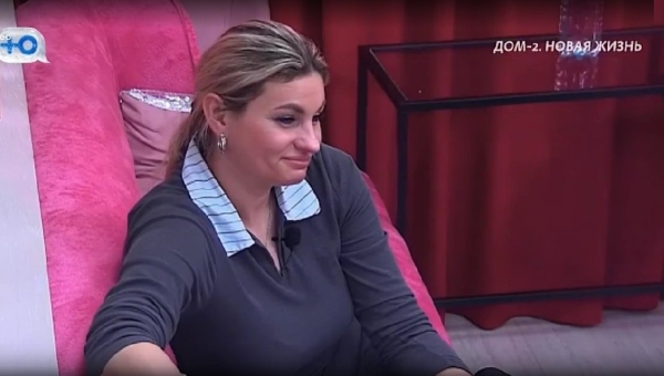 Вероника Гракович устроила погром в комнате Альберта, пока он навещает маму Вероника Гракович устроила погром в комнате Альберта, пока он навещает маму