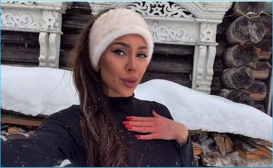 Алена Рапунцель предпочитает сына от Ильи Яббарова другим своим детям, считают в сети Алена Рапунцель предпочитает сына от Ильи Яббарова другим своим детям, считают в сети