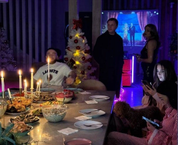 Вероника Гракович отметила Новый год с Салибековыми и мужем Вероника Гракович отметила Новый год с Салибековыми и мужем