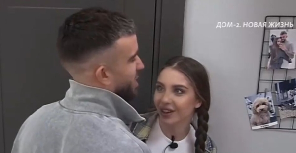 Катя Квашникова сама захотела отдыхать отдельно без Григорьева Катя Квашникова сама захотела отдыхать отдельно без Григорьева