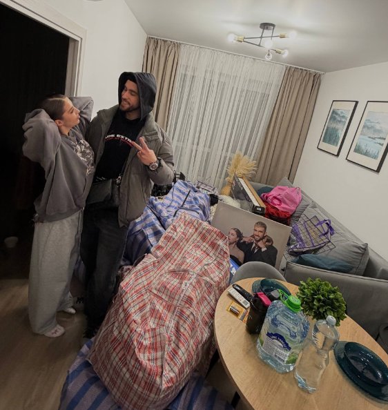 Элина Рахимова отметила, кто настоящий "братан" Игоря Григорьева Элина Рахимова отметила, кто настоящий "братан" Игоря Григорьева