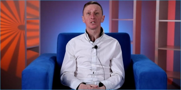 Альберт Гракович отказывается от жены, изменяющей ему Альберт Гракович отказывается от жены, изменяющей ему