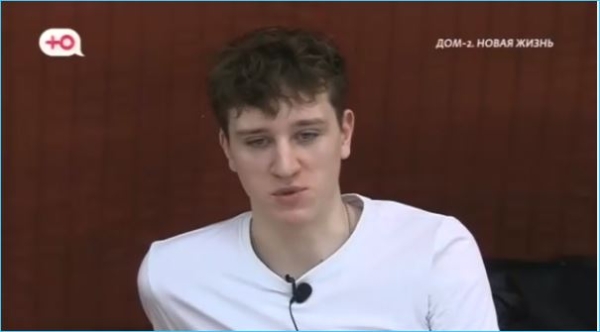 С Евгением Сидоровым не торопится заселяться Дарья Романова С Евгением Сидоровым не торопится заселяться Дарья Романова