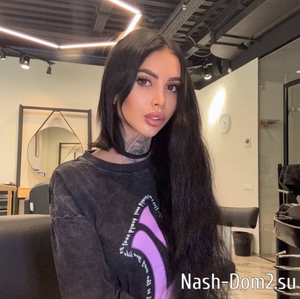 Никита Гуранда обещает Клаве Безверховой поездку на Сейшелы Никита Гуранда обещает Клаве Безверховой поездку на Сейшелы