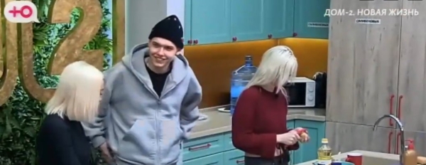 Элина Рахимова распугивает новичков Дома 2 Элина Рахимова распугивает новичков Дома 2