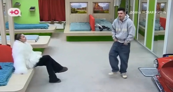 Элина Рахимова не запрещает Кате Квашниковой дружить с Гурандой Элина Рахимова не запрещает Кате Квашниковой дружить с Гурандой