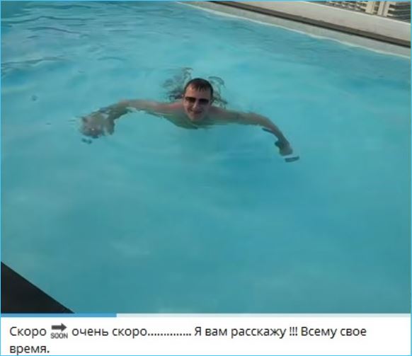 Елена Тепловодская защищает Илью Яббарова, проигравшего баттл Барзикову Елена Тепловодская защищает Илью Яббарова, проигравшего баттл Барзикову