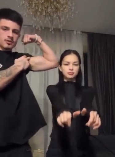 Анна Денисова ушла с проекта, но не из жизни Никиты Гуранды Анна Денисова ушла с проекта, но не из жизни Никиты Гуранды