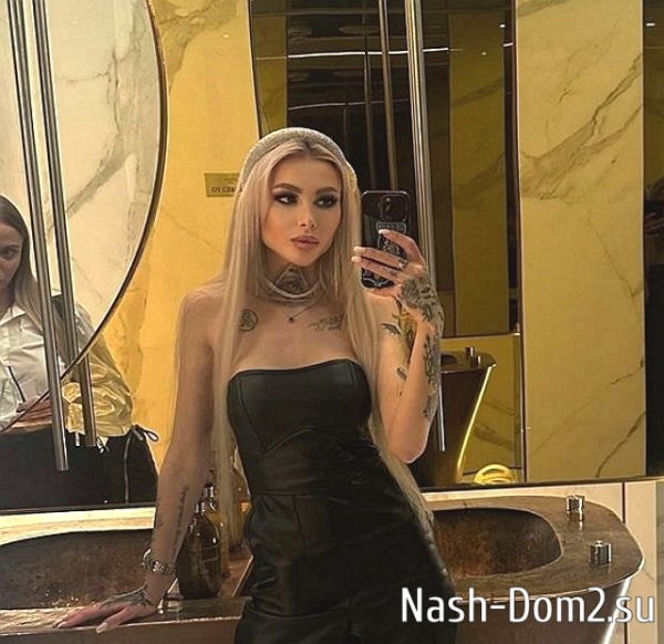 Никита Гуранда нашёл девушку, которая будет его кормить Никита Гуранда нашёл девушку, которая будет его кормить