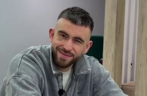 Игорь Григорьев обманул Катю Квашникову, придумав важные дела на выходные Игорь Григорьев обманул Катю Квашникову, придумав важные дела на выходные