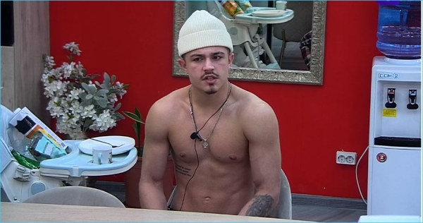 Андрей Черкасов запретил Никите Гуранде «сливать» девушек, которые приходят к нему Андрей Черкасов запретил Никите Гуранде «сливать» девушек, которые приходят к нему