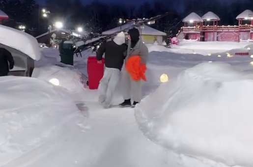 Нелли Ермолаева рада тому, как её любят участники Дома 2 Нелли Ермолаева рада тому, как её любят участники Дома 2