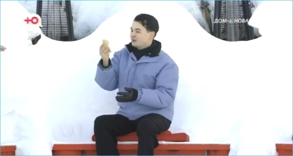 Антон Беккужев пожаловался, что его не угощают участники Дома 2 Антон Беккужев пожаловался, что его не угощают участники Дома 2