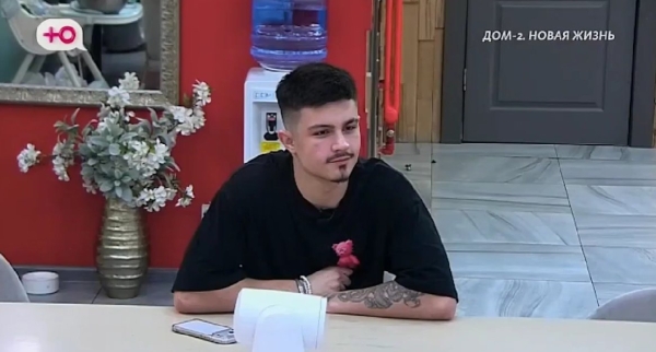 Элина Рахимова отметила, кто настоящий "братан" Игоря Григорьева Элина Рахимова отметила, кто настоящий "братан" Игоря Григорьева