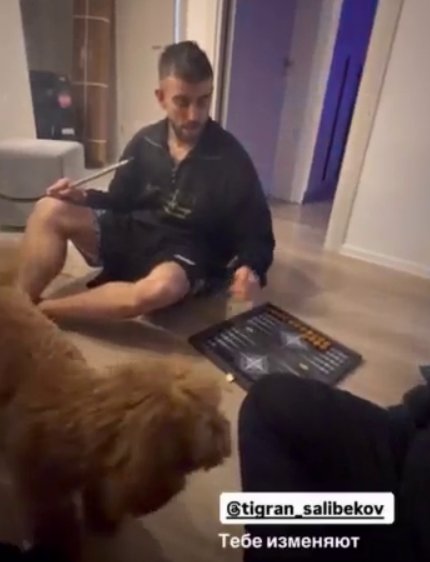 Игорь Григорьев нашел замену Салибекову для игры в нарды Игорь Григорьев нашел замену Салибекову для игры в нарды