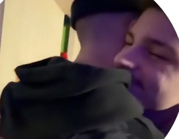 Элина Рахимова отметила, кто настоящий "братан" Игоря Григорьева Элина Рахимова отметила, кто настоящий "братан" Игоря Григорьева