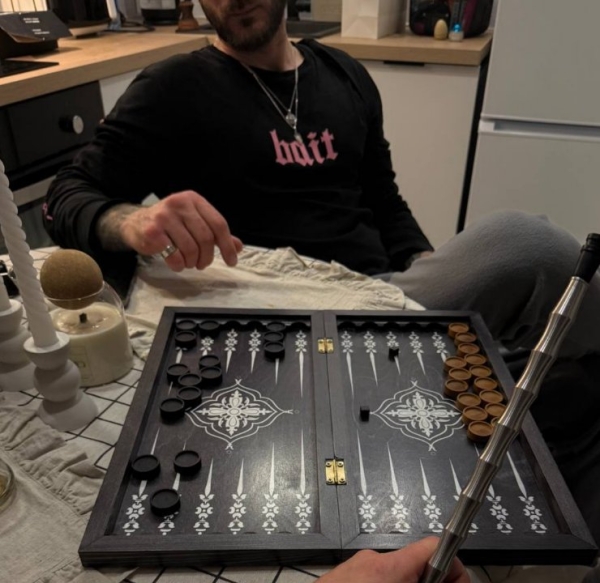 Стало известно, с кем видится за периметром Тигран Салибеков Стало известно, с кем видится за периметром Тигран Салибеков