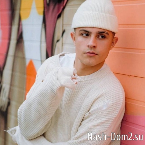 Никита Гуранда не спешит радоваться заселению с новенькой Никита Гуранда не спешит радоваться заселению с новенькой