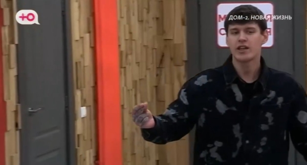 Элина Рахимова начала сравнивать Степана Карпова с Гурандой Элина Рахимова начала сравнивать Степана Карпова с Гурандой