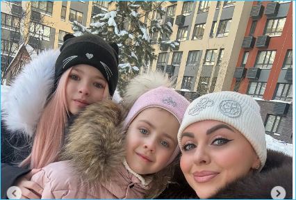 Ольга Рапунцель хочет на море, живя с дочками на съемной квартире Ольга Рапунцель хочет на море, живя с дочками на съемной квартире