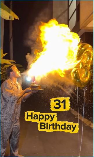 Алексей Купин получил поздравление от Насти Голд с 31 днем рождения Алексей Купин получил поздравление от Насти Голд с 31 днем рождения