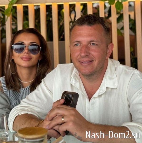 Насте Голд не никакого дела до экс-мужа и бывшей подруги Насте Голд не никакого дела до экс-мужа и бывшей подруги