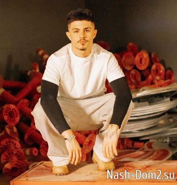 Клава Безверхова озвучила причину своего возвращения на Дом-2 Клава Безверхова озвучила причину своего возвращения на Дом-2