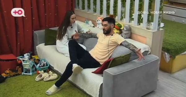 Тигран Салибеков выдвинул на голосование свою кандидатуру против Степана Карпова Тигран Салибеков выдвинул на голосование свою кандидатуру против Степана Карпова