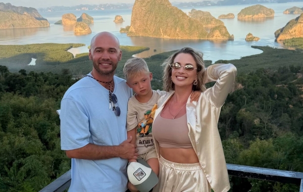 Андрей и Кристина Черкасовы продолжают обследование сына Андрей и Кристина Черкасовы продолжают обследование сына