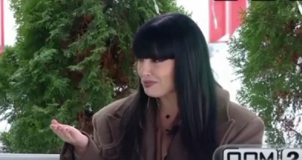 Руслан Асланов засмущал ведущую Нелли Ермолаеву Руслан Асланов засмущал ведущую Нелли Ермолаеву