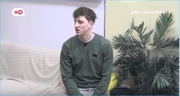 К свободным парням Дома 2 рвутся бывшие участницы напрасно К свободным парням Дома 2 рвутся бывшие участницы напрасно