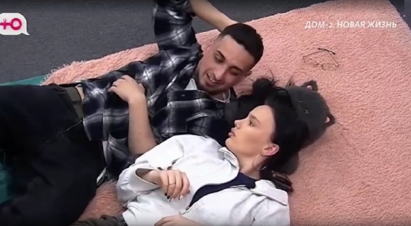 Карину Тетуеву выводит из себя неуважение Руслана Асланова Карину Тетуеву выводит из себя неуважение Руслана Асланова