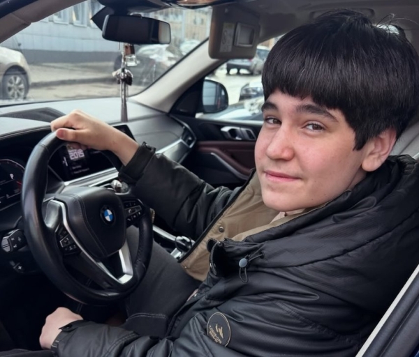 Сын Юлии Колисниченко и Тиграна Салибекова получил паспорт Сын Юлии Колисниченко и Тиграна Салибекова получил паспорт