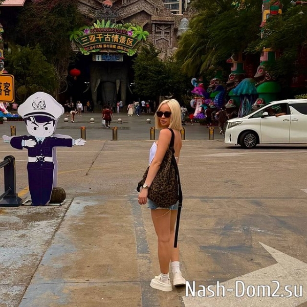 Элина Рахимова пожаловалась, что Никита Гуранда жадина Элина Рахимова пожаловалась, что Никита Гуранда жадина