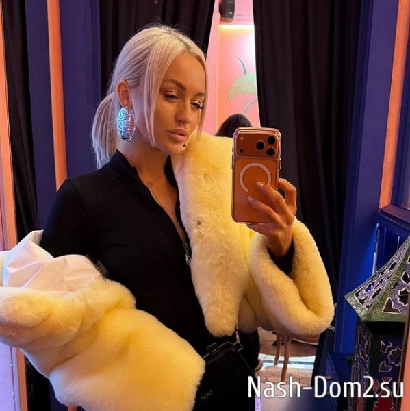 Элина Рахимова угрожает бывшему бойфренду «волшебством» Элина Рахимова угрожает бывшему бойфренду «волшебством»