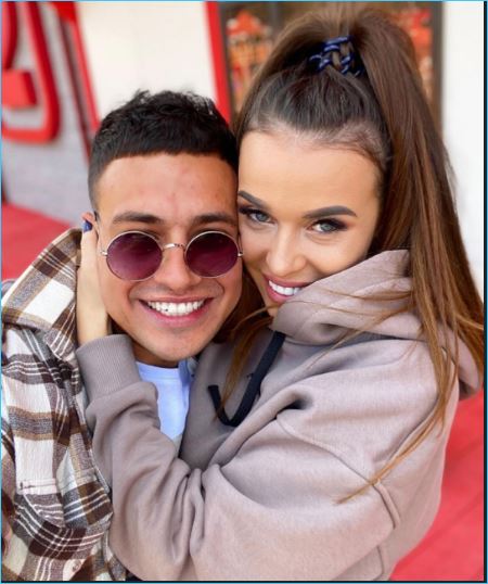 Поздравляя Захара Саленко с днем рождения, Даниил Сахнов вспомнил свои отношения с Таней Строковой Поздравляя Захара Саленко с днем рождения, Даниил Сахнов вспомнил свои отношения с Таней Строковой