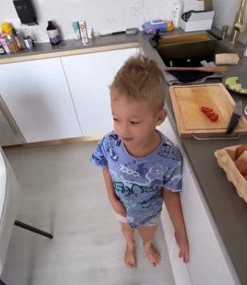 Андрей Черкасов рассказал, почему живет один в новой квартире Андрей Черкасов рассказал, почему живет один в новой квартире