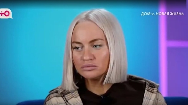 Элина Рахимова и Клавдия Безверхова спорят, кто из них больший провокатор Элина Рахимова и Клавдия Безверхова спорят, кто из них больший провокатор